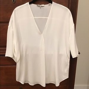 VINCE ELBOW SLEEVE STRETCH SILK POPOVER TOP/ SIZE SMALL/ OFF WHITE